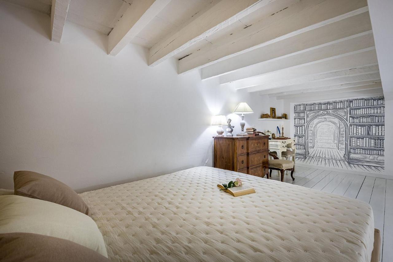 Appartamento The House Of Books *